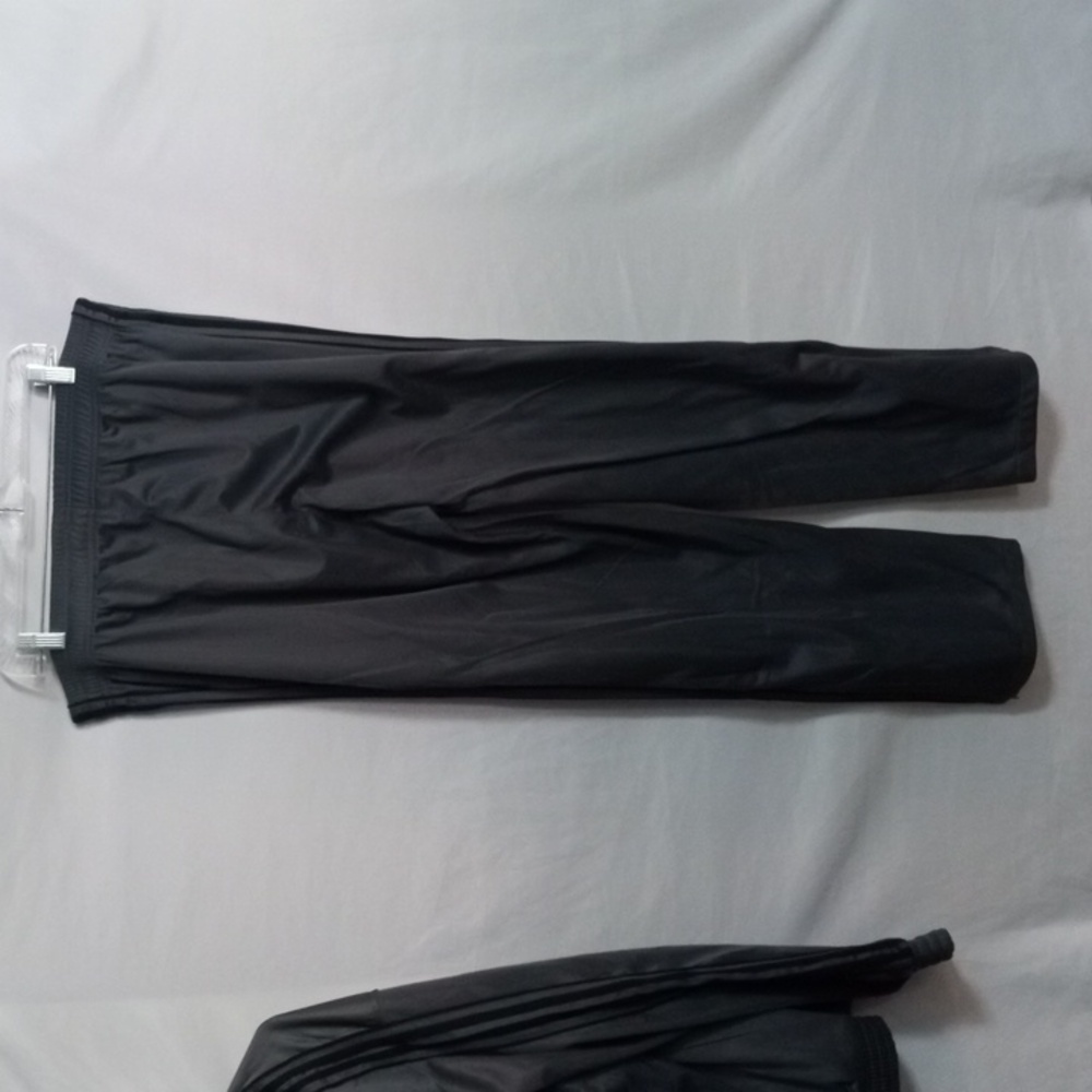 Victory Outfitters Men's Athletic Tricot Track Jacket and Matching Pants Set - Picture 3 of 10